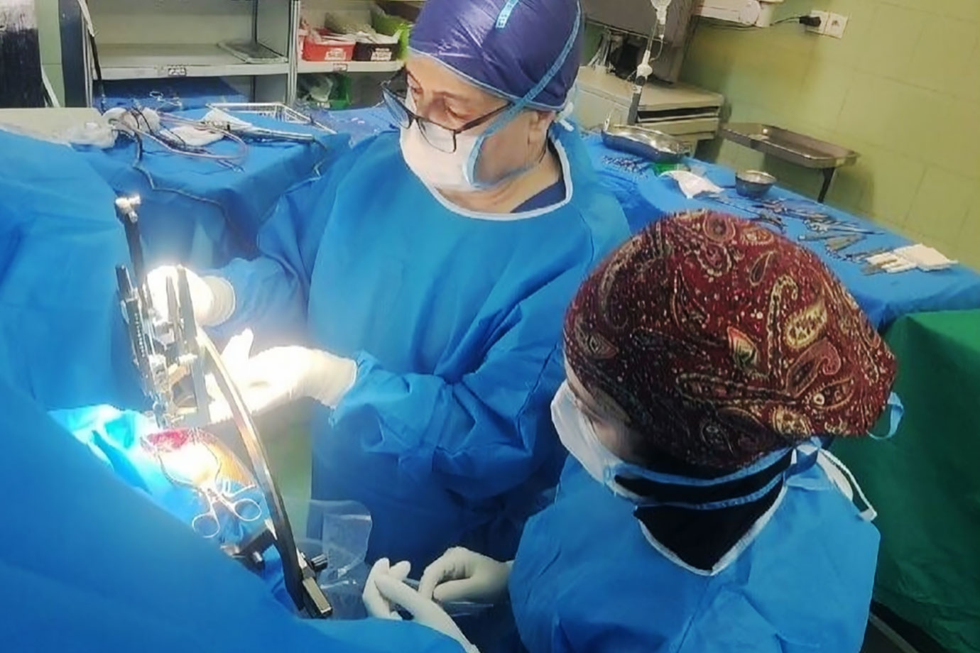 جراحی کاشت الکترود دانشگاه علوم پزشکی ایران
